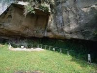 【Sasebo Sightseeing】Iwashita cave: Historical site discovered by J.H. students｜ 中学生が発見した岩下洞穴：長崎県指定の史跡
